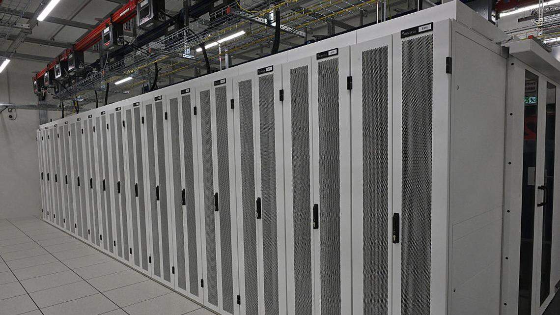 Report urges Ohio lawmakers to nix data center tax breaks and require them to build their own power