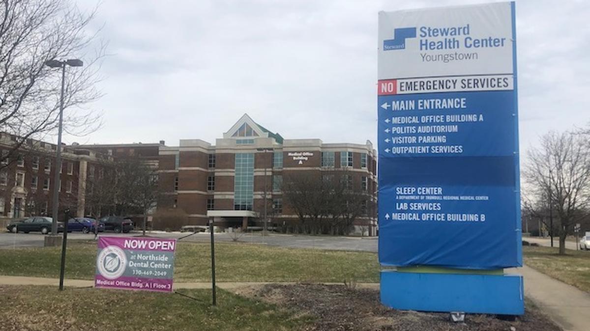 Part of the former Northside Regional Medical Center at 500 Gypsy Lane now houses a doctors group, Steward Primary Care. In order to better handle the coronavirus pandemic, some local leaders are inquiring if the facility can be fully reopened and utilized. (Jess Hardin/Mahoning Matters) 