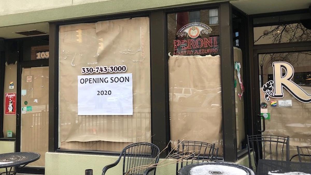 Josh Santangelo, co-owner of Republic Pizzeria, has applied for a permit at the former home of Roberto's. According to the application, he intends to open a restaurant under the name of "Prima." (Jess Hardin/Mahoning Matters)