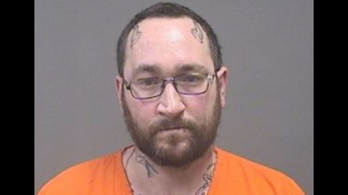 Mahoning County jury finds man guilty for forcing sexual contact with child.