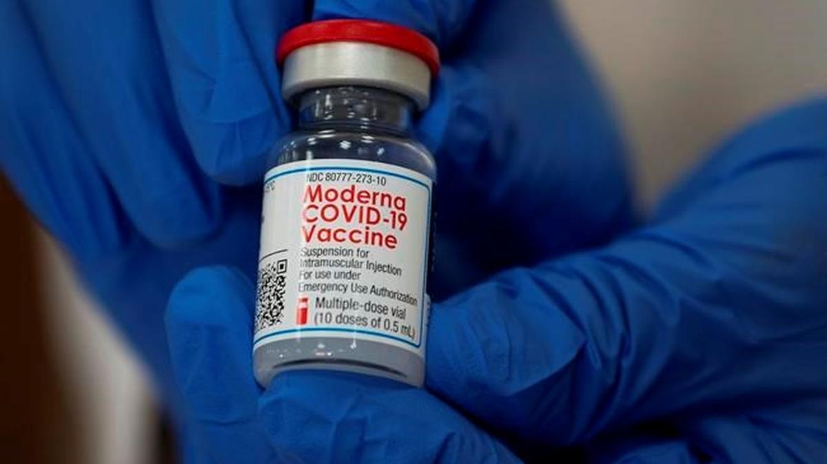 Moderna COVID-19 vaccine. Photo/ The Canadian Press