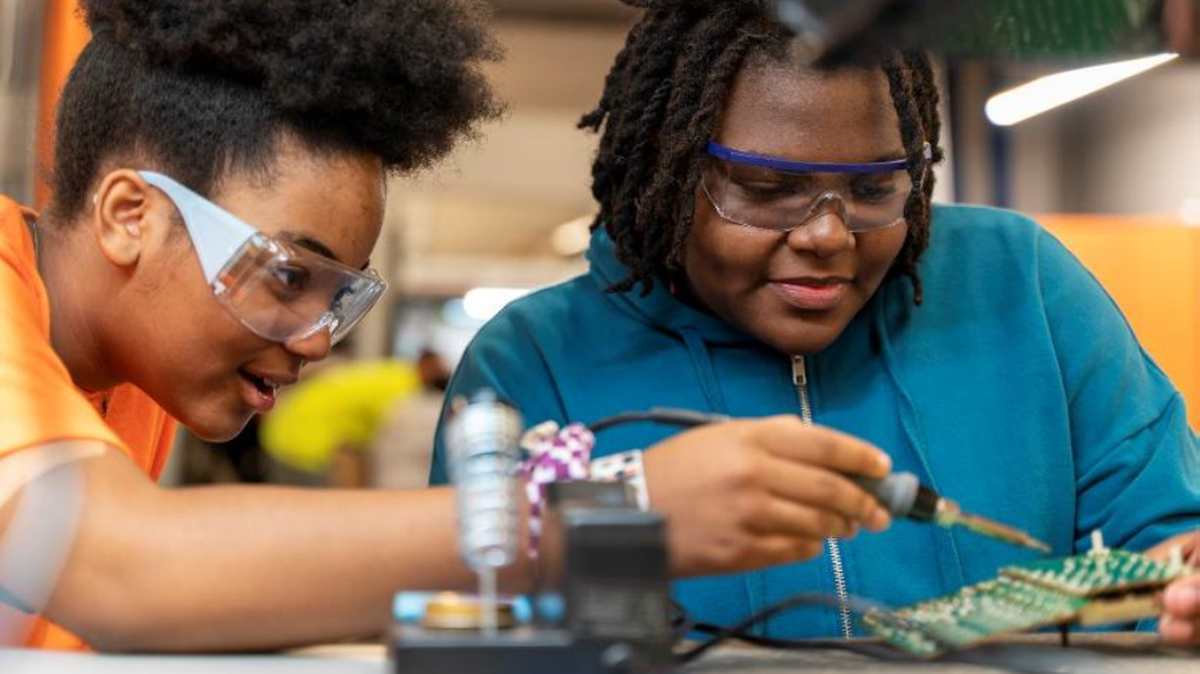 Summer manufacturing camp