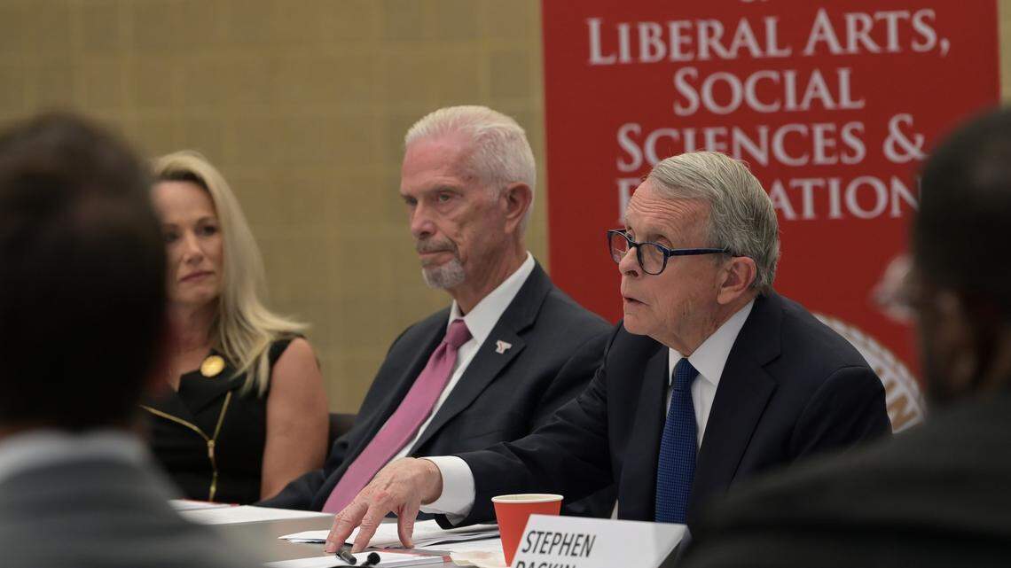 Gov. Mike DeWine visited Youngstown State University yesterday to discuss Ohio’s future in literacy and expanding the state’s reading as a whole. Gov. Mike DeWine was joined by Ohio Department of Education and Workforce director Steve Dackin and YSU president Bill Johnson.