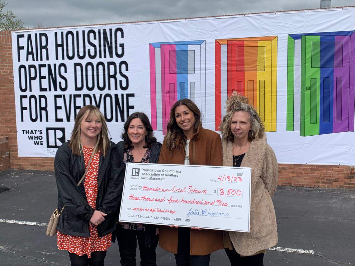 BHS Art dept Kate Burnside, Jenna Hudock, Alyssa Birch, and Amanda Bero