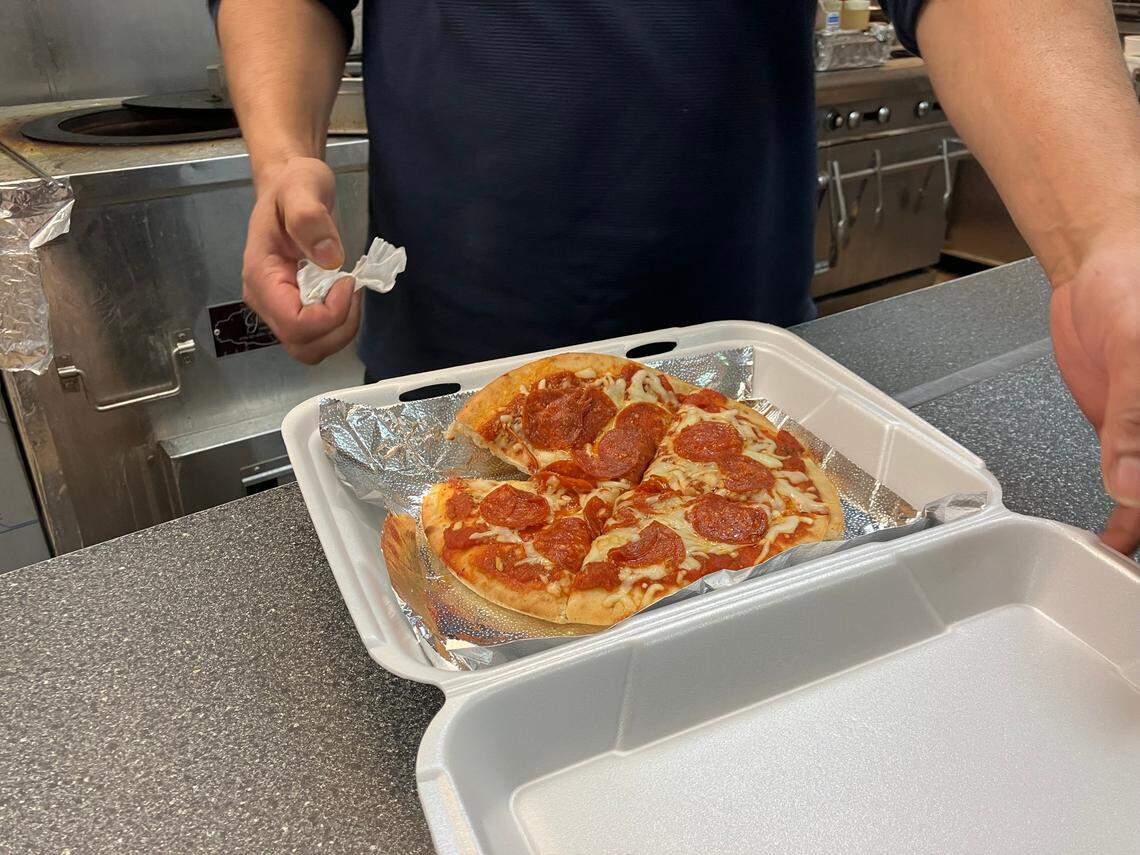 Gyro Express Bar and Grill pizza