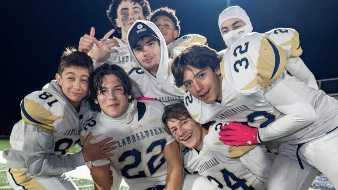 Lowellville High School football schedule and facts.