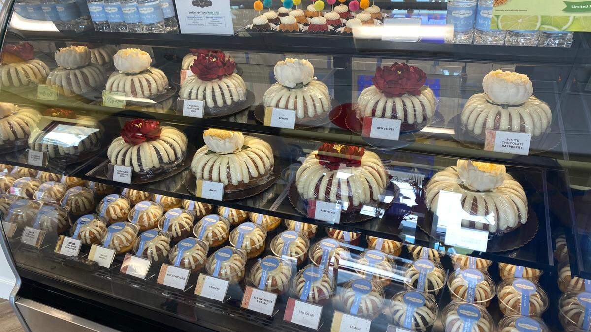 Stop by the new Nothing Bundt Cakes bakery on Niles-Cortland Road in Warren. 