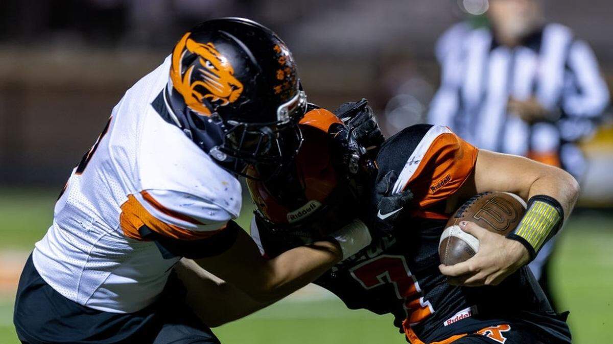 Nominees for week 8 of the Mahoning Valley player of the week poll from Mahoning Matters. Keyshawne Anderson of Waterloo was last week’s winner.