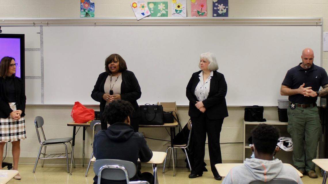 Mahoning County Prosecutor Gina DeGenova is joined by Chief Assistant Linette Stratford, Senior Attorney Lori Shells-Simmons, Director of Communications and Community Outreach Alan Rodges and Investigator Randy Malleske in a discussion with Youngstown middle school students about public service jobs.