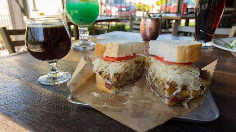 Primanti Bros. restaurant in Niles carries on legacy started in Pittsburgh
