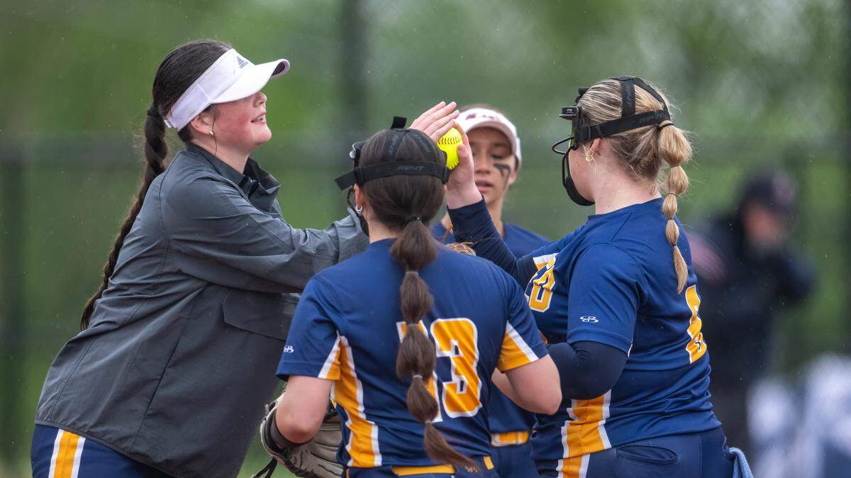 Who was Mahoning Valley’s high school softball player of the 2026 season? Vote now.