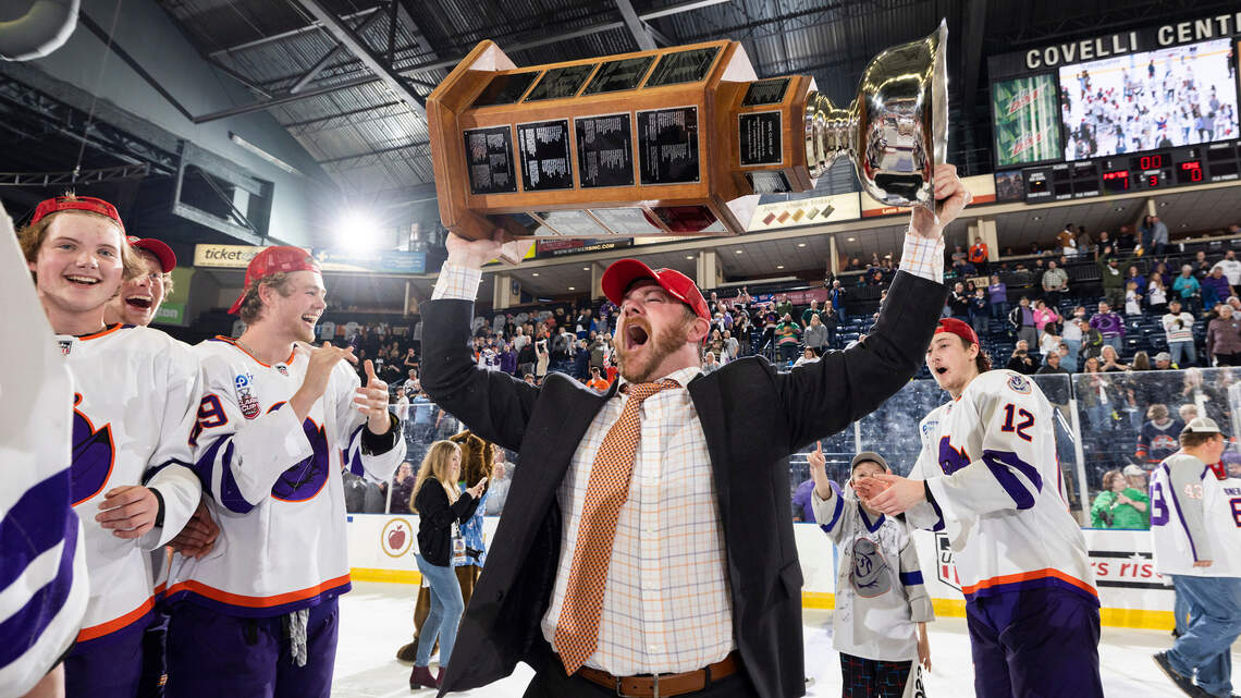 Youngstown Phantoms congratulate Ryan Ward on advancement to Providence Bruins