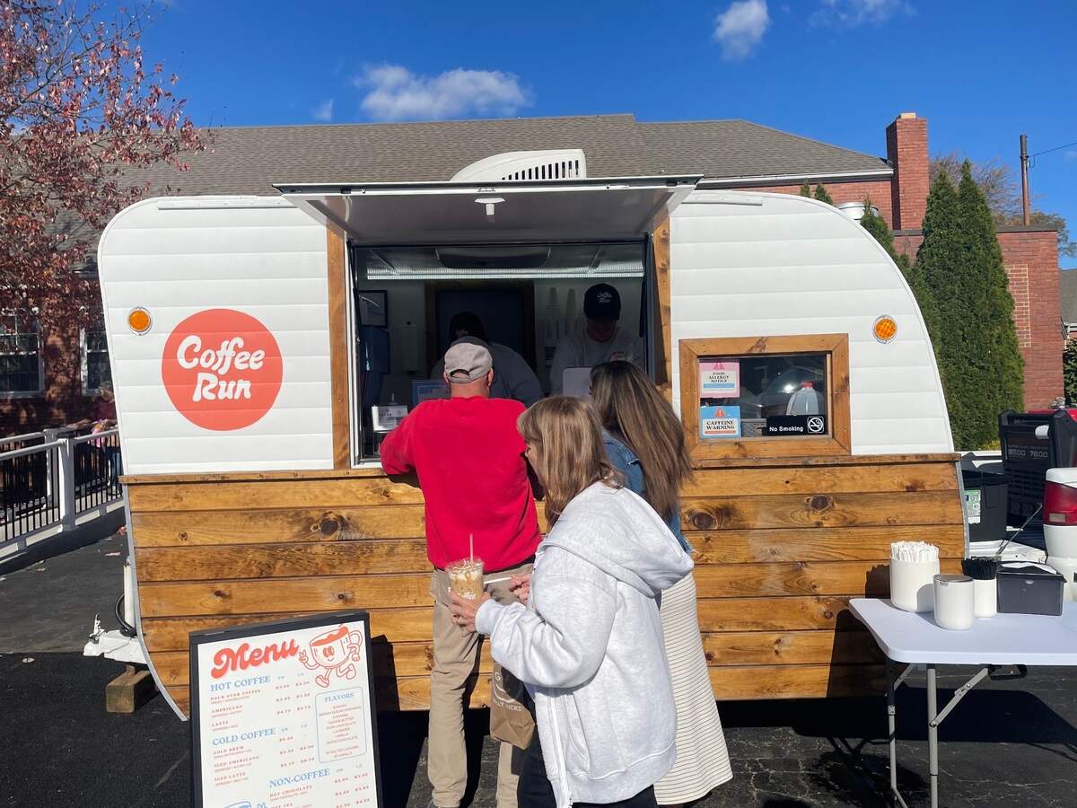 Coffee Run serves several different types of coffees, teas and even plant-based energy drinks called Lotus drinks.