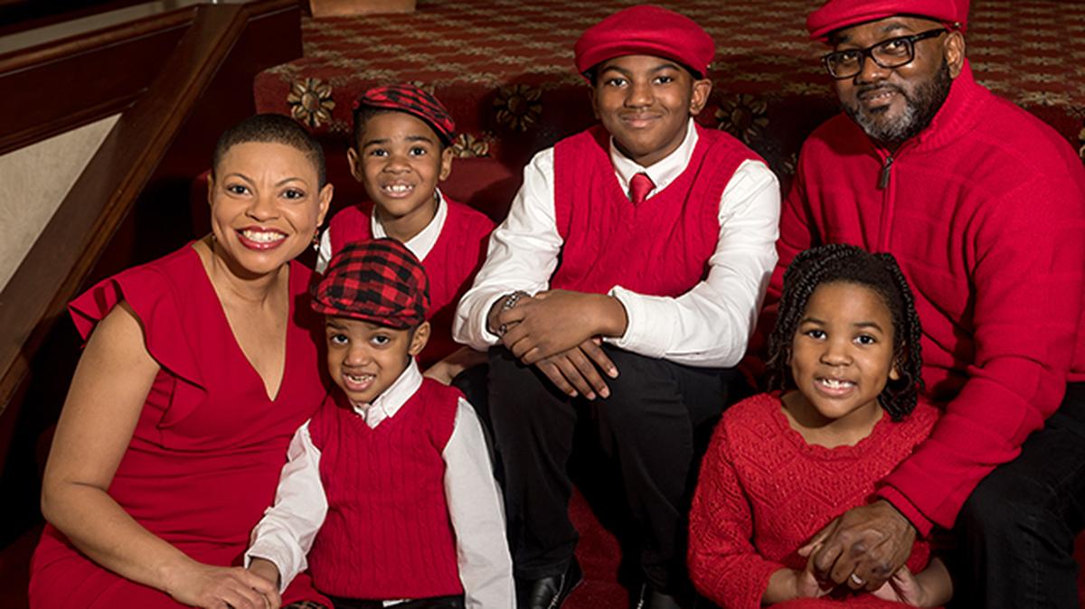 Sheletta Brundidge (left) and husband Shawn Brundidge (top right) pose with their four children. (Photo provided)