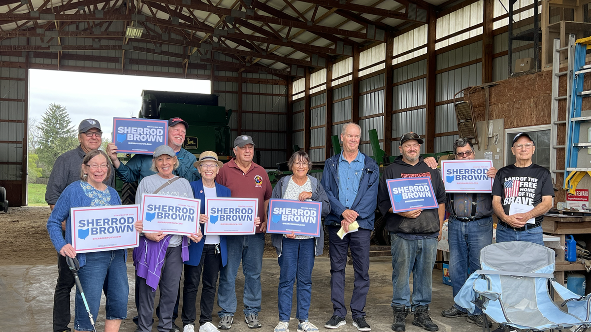 Ohio Farmers Union President Joe Logan, former Air Force pilot and farmer Ted Logan, Army veteran John Davis, and local farmer Tim Bonar hosted a “Rural Buckeyes for Sherrod” event in Kinsman.