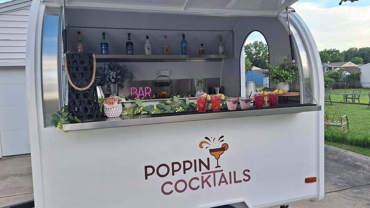 Professional bartending service elevates private parties around Youngstown