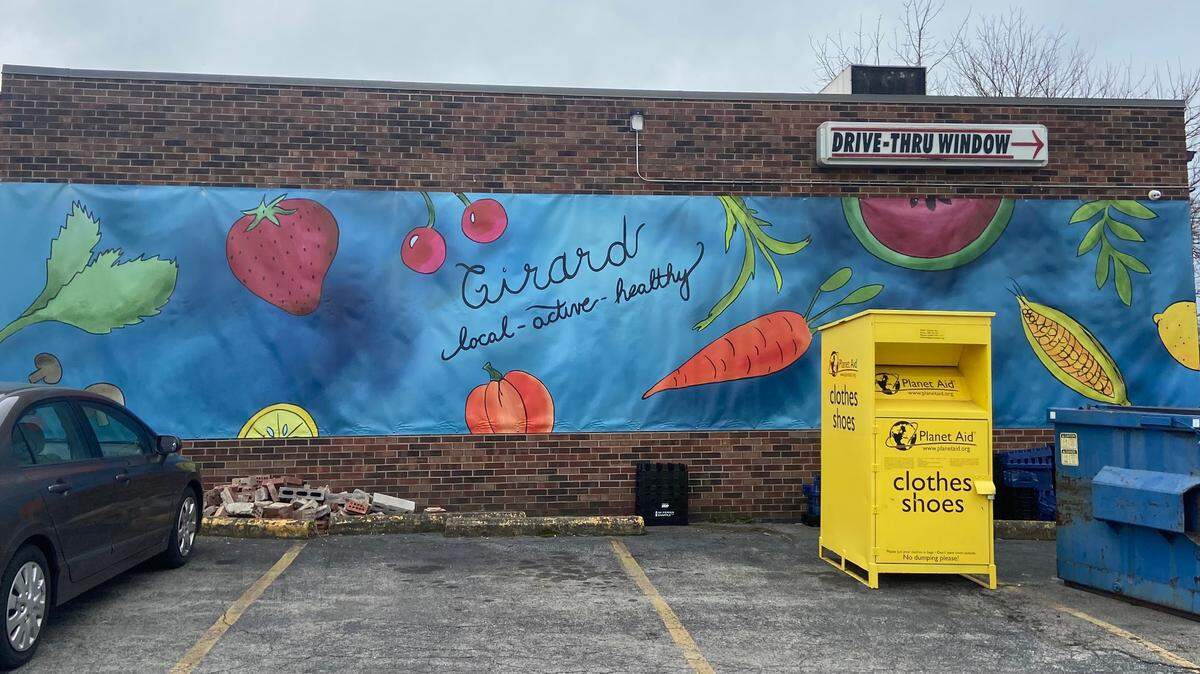 New healthy eating mural in Girard