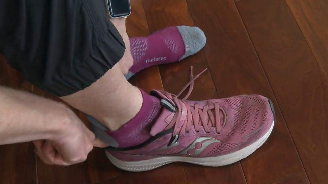 Whether you’re gearing up for a marathon or just want to run longer distances, there are some things you can do to avoid foot injuries.