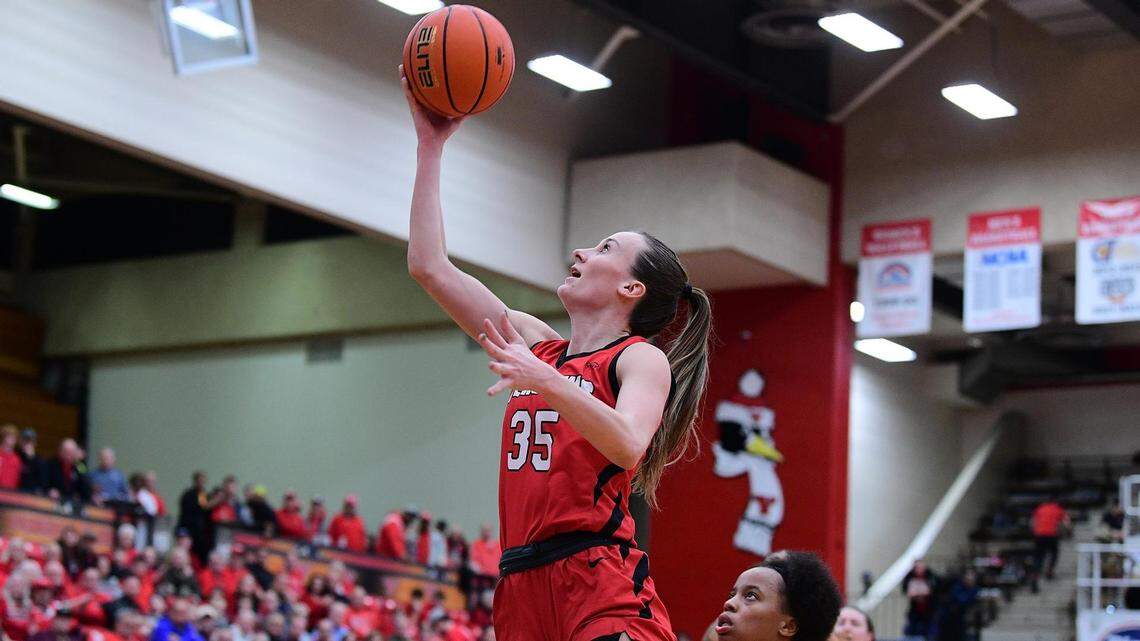 Lilly Ritz takes a shot during Thursday night’s game.
