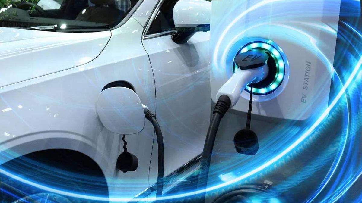 Graphite One Inc. announced it has entered into a 50-year, option-to-buy lease on land at the old Warren Depot site in Weathersfield Township in Trumbull County. Their goal is to mine and manufacture graphite that is used for the production of batteries in electric vehicles.