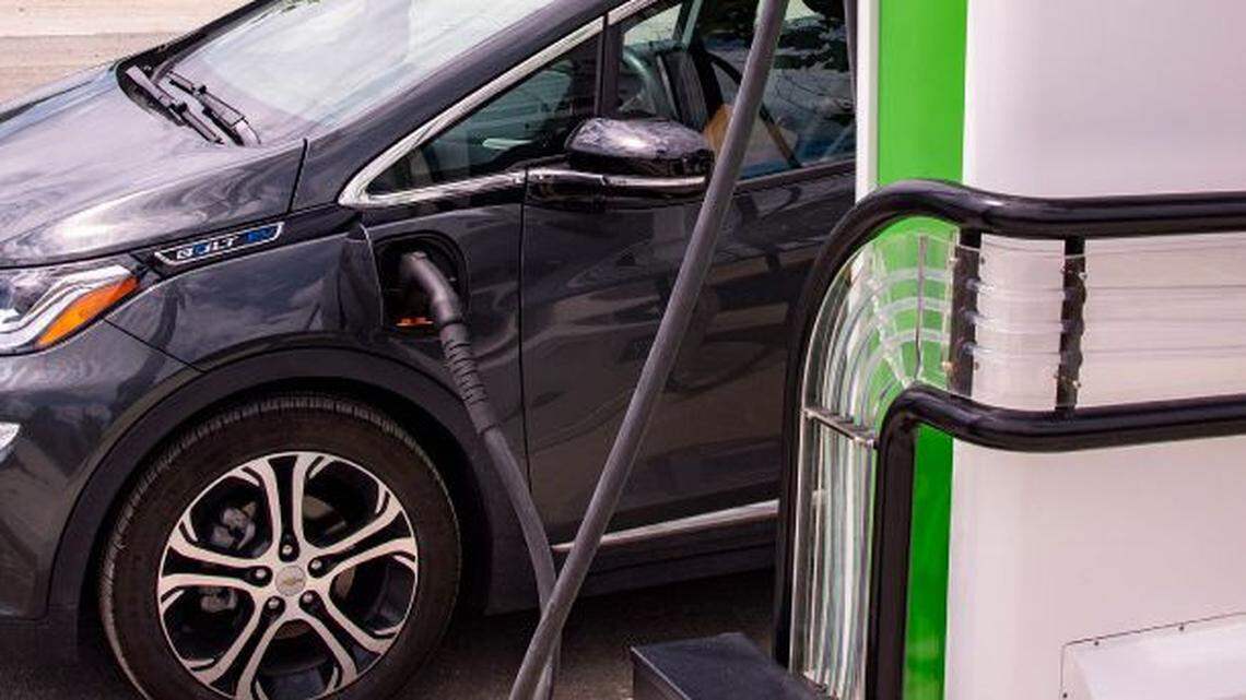 New electric vehicle charging station sites are coming to two locations in the Mahoning County as Ohio continues growing infrastructure available for electric vehicles.