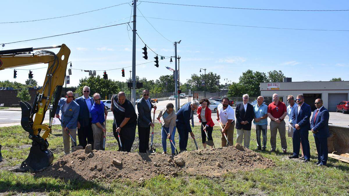 Niles Mayor Steven Mientkiewicz and representatives from Eastgate Regional Council of Governments broke ground on the new Niles Public Square project on Aug. 1.