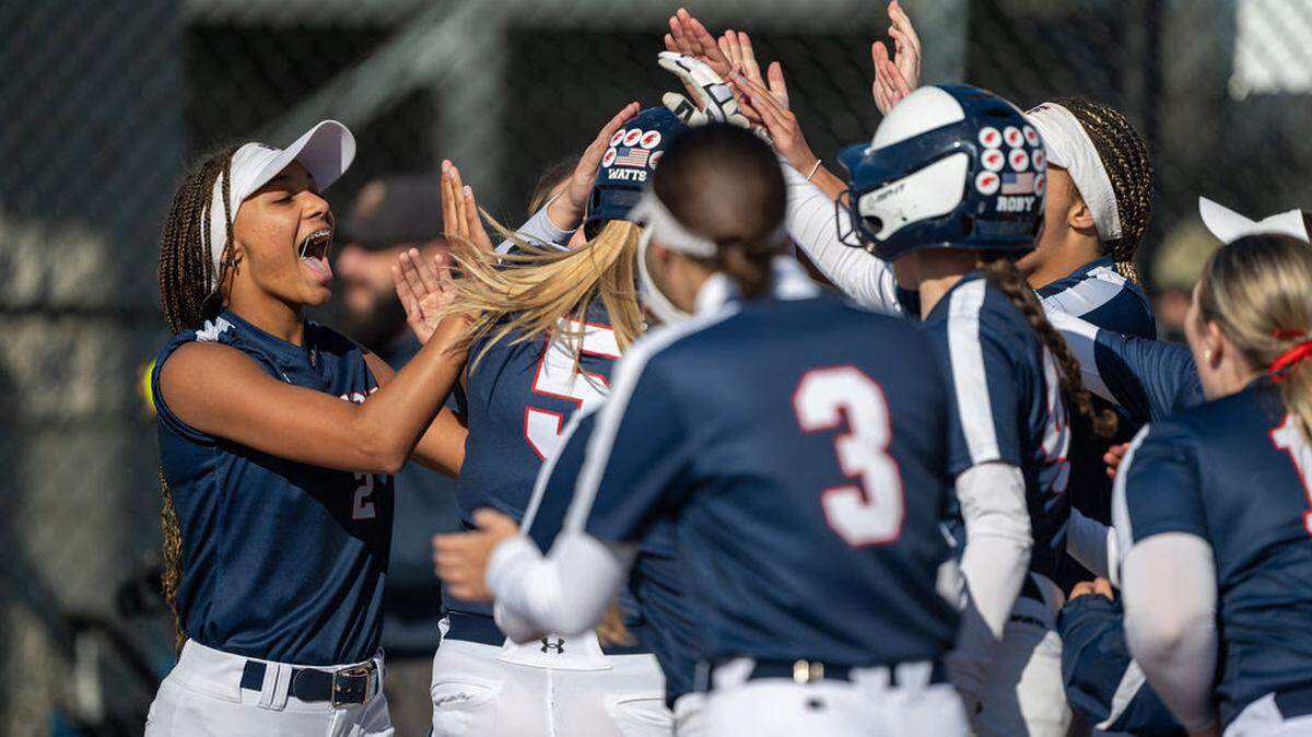 Austintown Fitch softball team