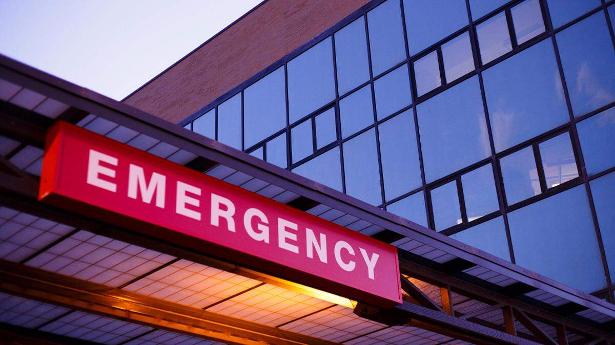 If patients have mild symptoms or are asymptomatic, they should perform an at-home COVID-19 test or visit a walk-in clinic for testing, instead of flooding emergency rooms, Mercy Health’s Chief Clinical Officer Dr. James Kravec said.