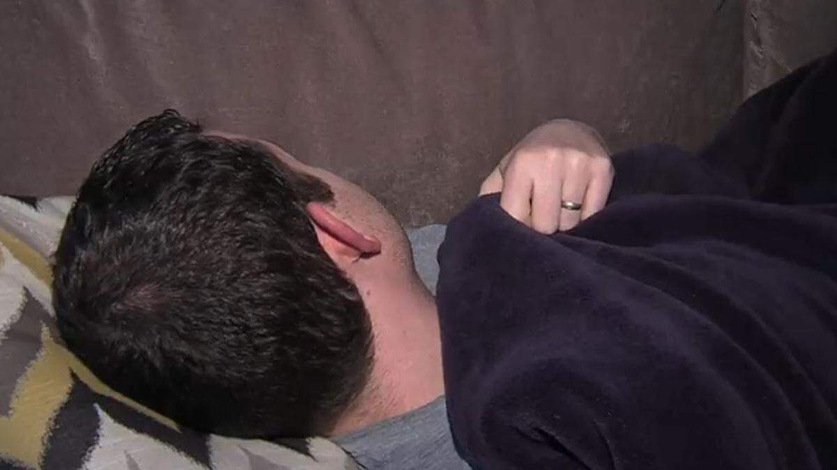 A Cleveland Clinic sleep expert says the ideal napping period lasts for 30 minutes or less and the best naps are earlier in the afternoon. 