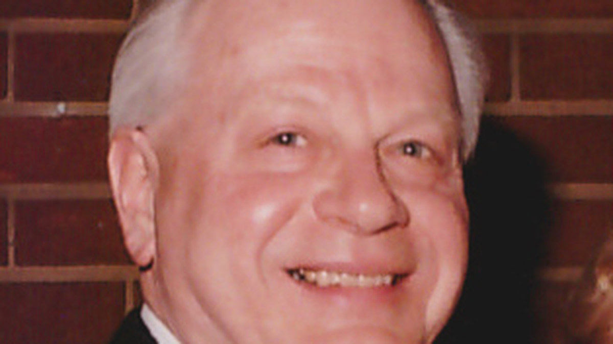 We sat down with retired YSU professor George Beelen to talk about his Mahoning Valley-centralized book called Genius Knows No Boundaries.
