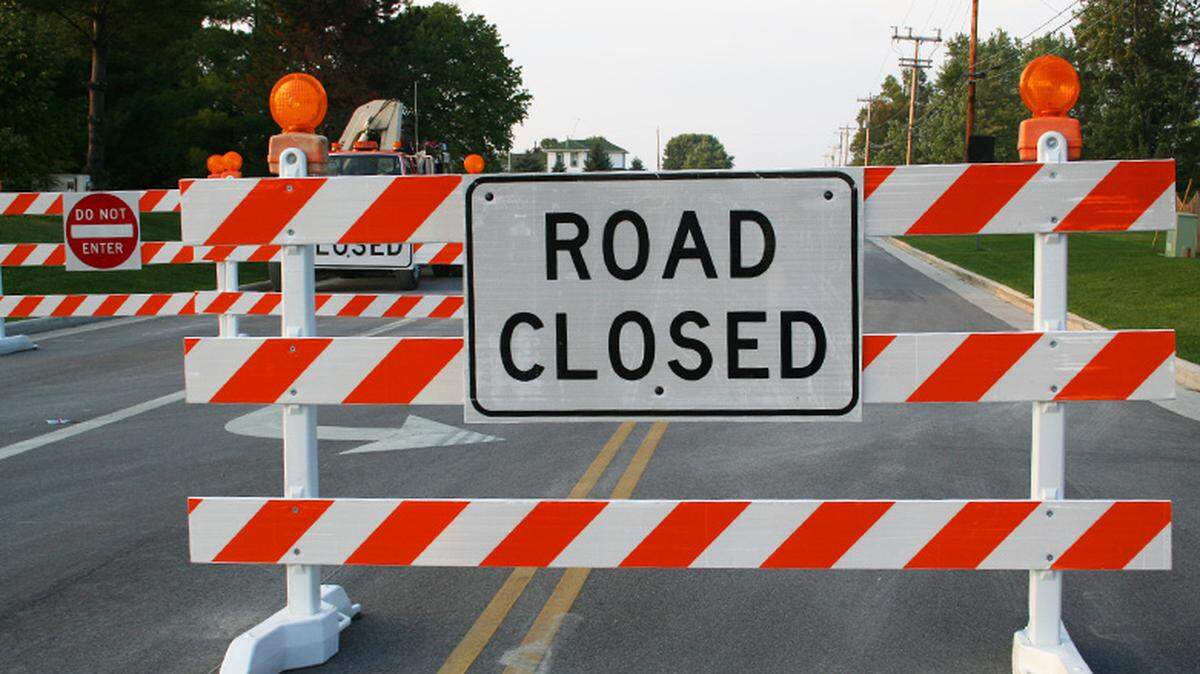 Road Closed sign file photo
