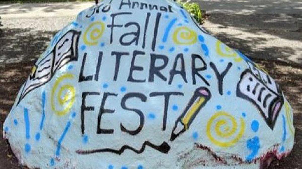 (Photo courtesy of Lit Youngstown)