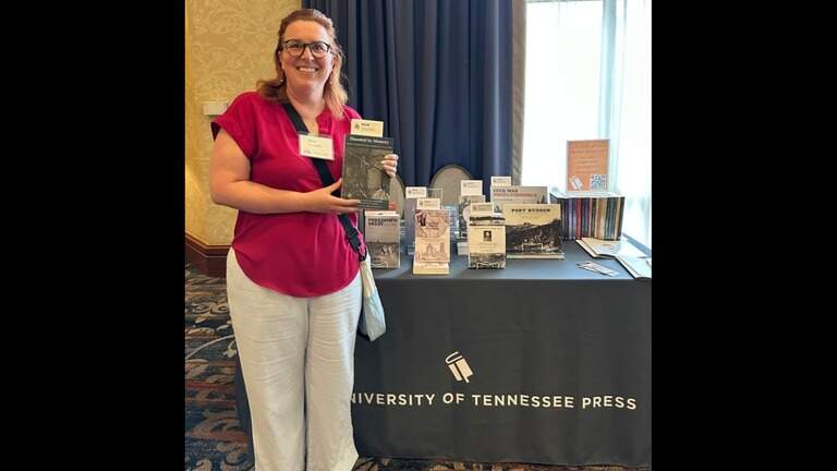 Youngstown State faculty member honors mentor’s legacy through new book