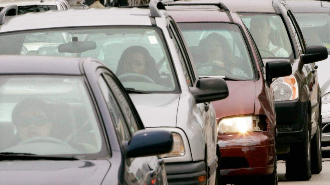 Learn about resources and necessary steps to reinstate suspended driver’s licenses at Youngstown Municipal Court event.