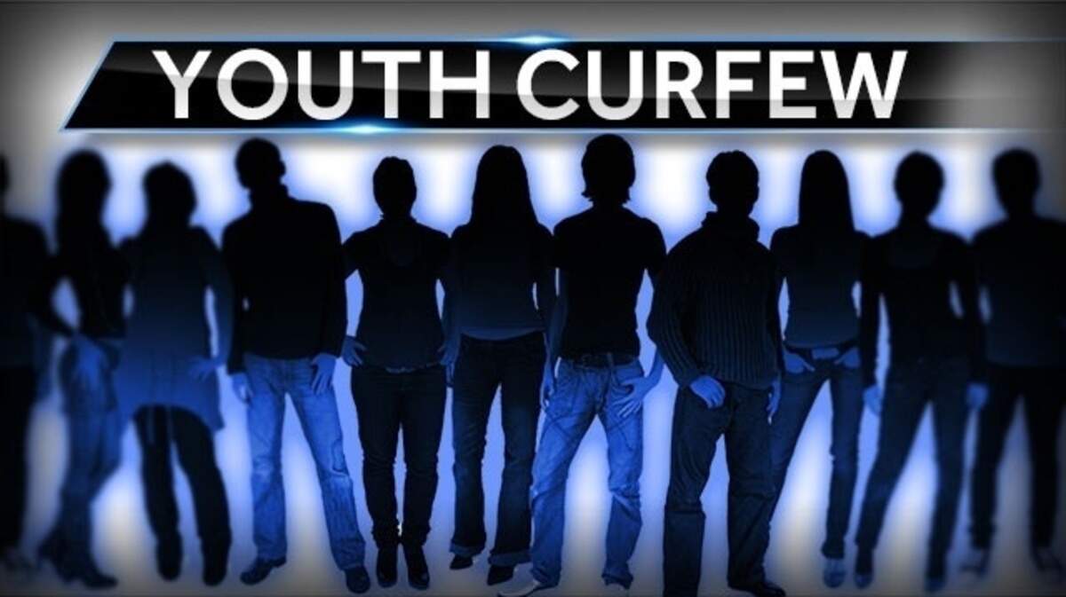 Youngstown mayor reminds parents, juveniles about summer curfew. 
