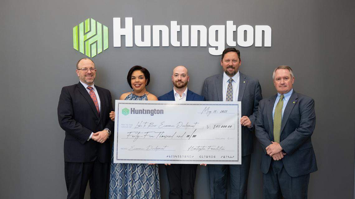 Huntington renews $45,000 investment in Lake to River Economic Development.