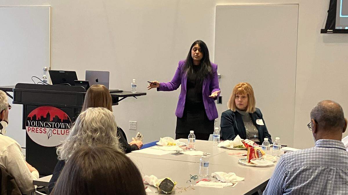 Artificial intelligence expert Nikita Roy, host of the globally acclaimed Newsroom Robots podcast and a Knight Fellow at the International Center for Journalists, talked to Youngstown Press Club Thursday on “How AI Is Shaping the Media Landscape.”