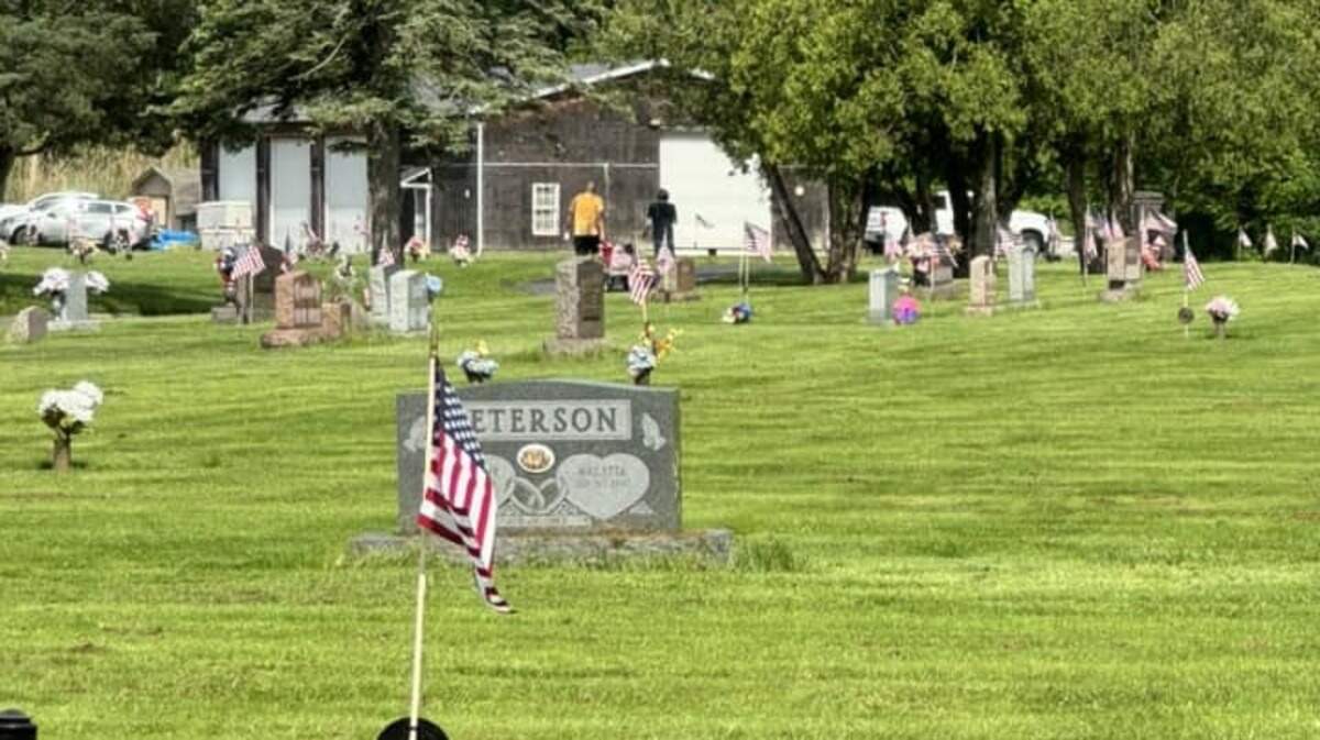 Pineview Cemetery
