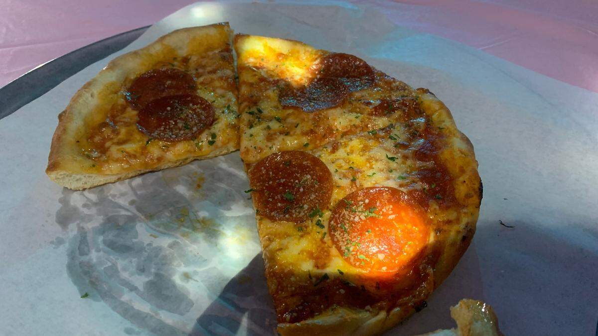 What’s better than dinner with a show? The right night out needs the right food and atmosphere, and if you want to stay local, that’s at Westside Bowl in Youngstown. 