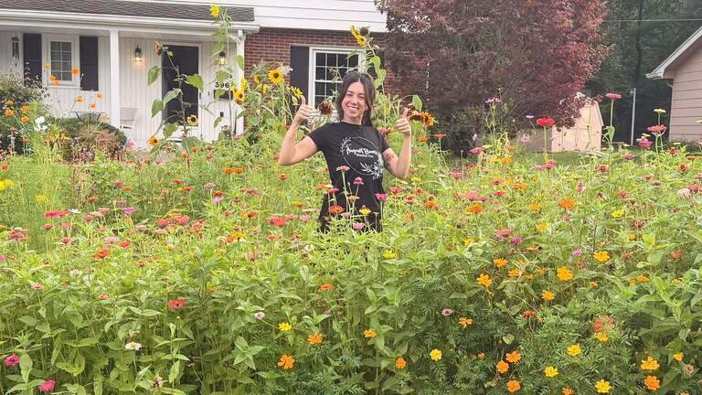 August Blooms Flower Co. gets approval to sell in Warren in time for homecoming