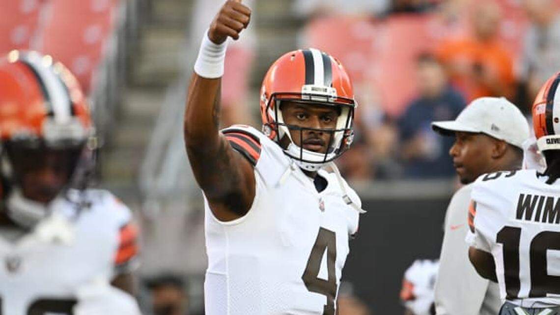 Cleveland Browns quarterback Deshaun Watson (4) gives a thumbs up to fans before the game between the Browns and the Chicago Bears at FirstEnergy Stadium.
