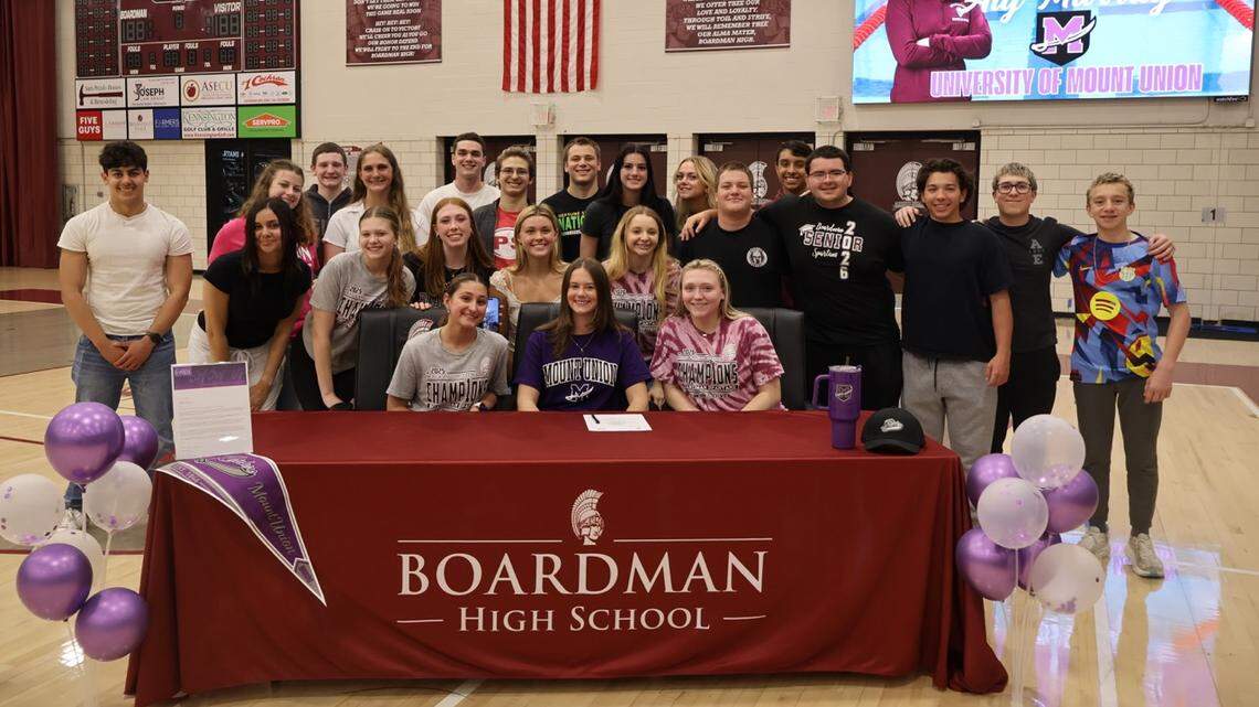 Boardman High School senior Aly Murray signs with University of Mount Union to study civil engineering while joining the Purple Raiders swim program.