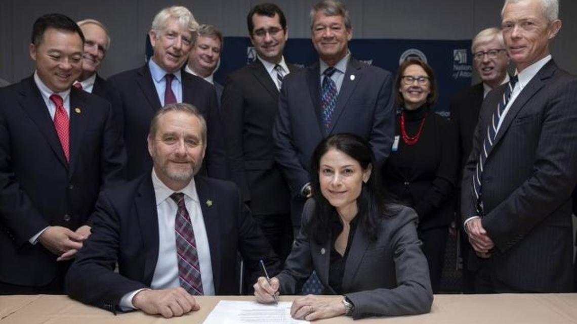 Ohio Attorney General Dave Yost and Michigan Attorney General Dana Nessel, front, are urging Congress to pass a bipartisan bill introduced by U.S. Sens. Rob Portman, R-Ohio, and Joe Manchin, D-W.Va. The legislation would “permanently criminalize fentanyl-related substances in the United States,” Portman said. (Contributed photo)