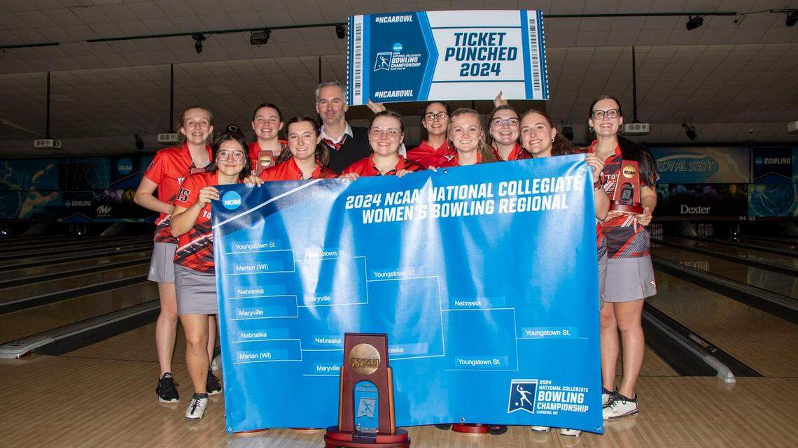 Youngstown State bowling team