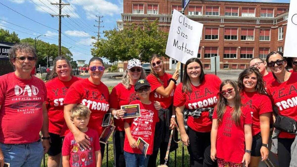 Youngstown teachers rally