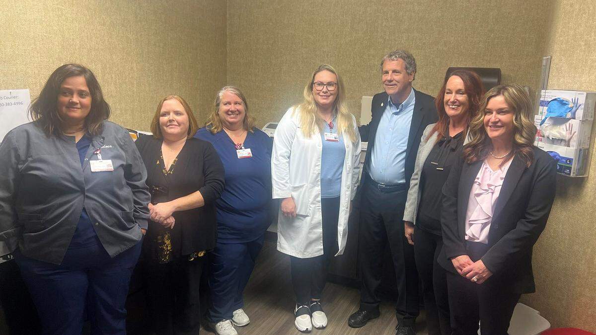 U.S. Senator Sherrod Brown meets with health providers