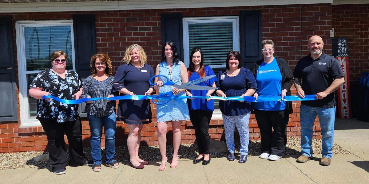 The Mahoning County-based senior in-home caregivers assist seniors with Alzheimer’s, dementia and provide continuous care throughout Youngstown, Warren and northeast Ohio.