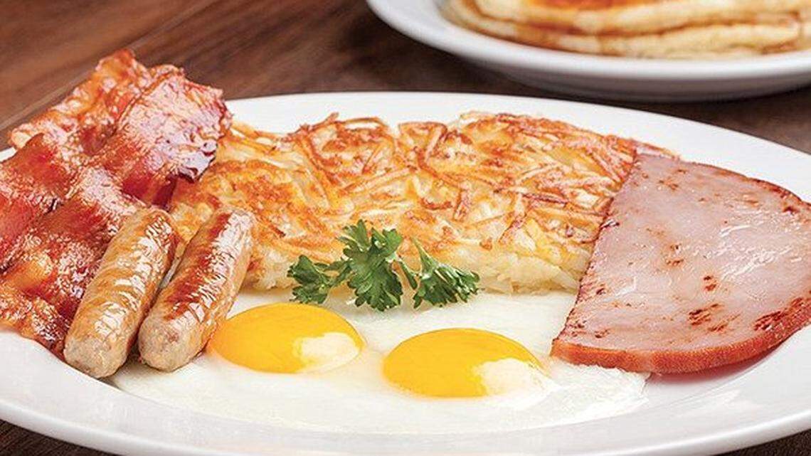 Where can you get the best breakfast in Youngstown area? Here are 6 spots you should try