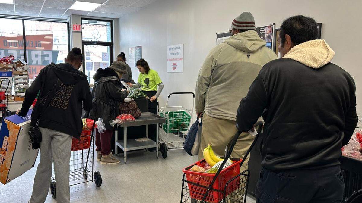 YNDC received $438,000 USDA grant to support the Glenwood Market in Youngstown, ensuring fresh food access, nutrition literacy and free health services.