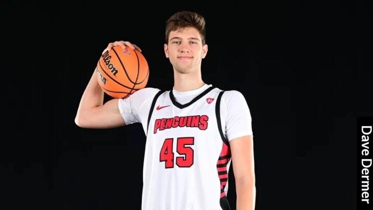 Youngstown State Penguins head to Chicago State for season opener Saturday.